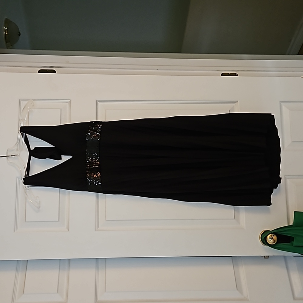 Khaki Krew USA halter dress black pleated skirt sequin waist